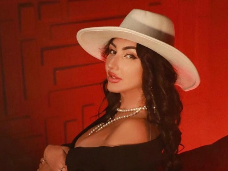 Artiest SerayaLux Foto 6