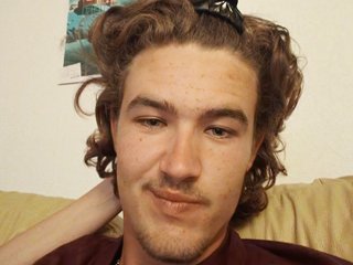 Image de profil du modèle de webcam French_Alex