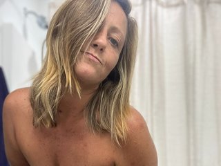 Profilbilde av Milfy2017 webkamera modell