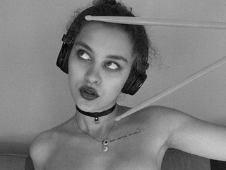 Image de profil du modèle de webcam MaggieBrovn
