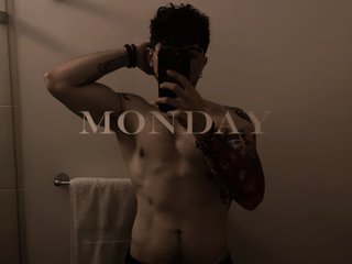 RebornerMuse immagine del profilo del modello di cam