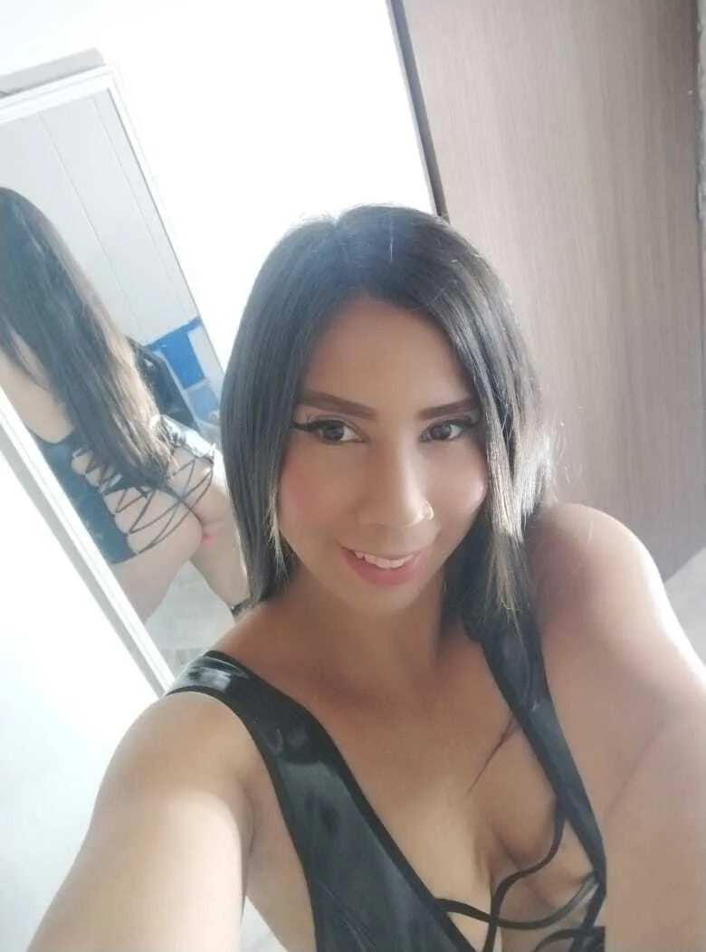 Artist MILU_OWEN Foto 4