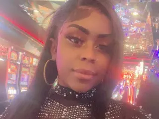 PrettyGirlDiamond profilbild på webbkameramodell