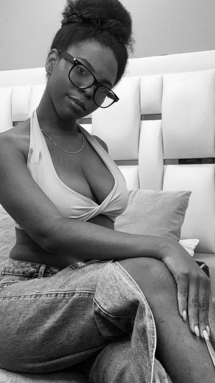 Interprète AmiraMorgan Photo 4