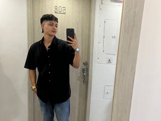 Thadeo18 profielfoto van cam model 