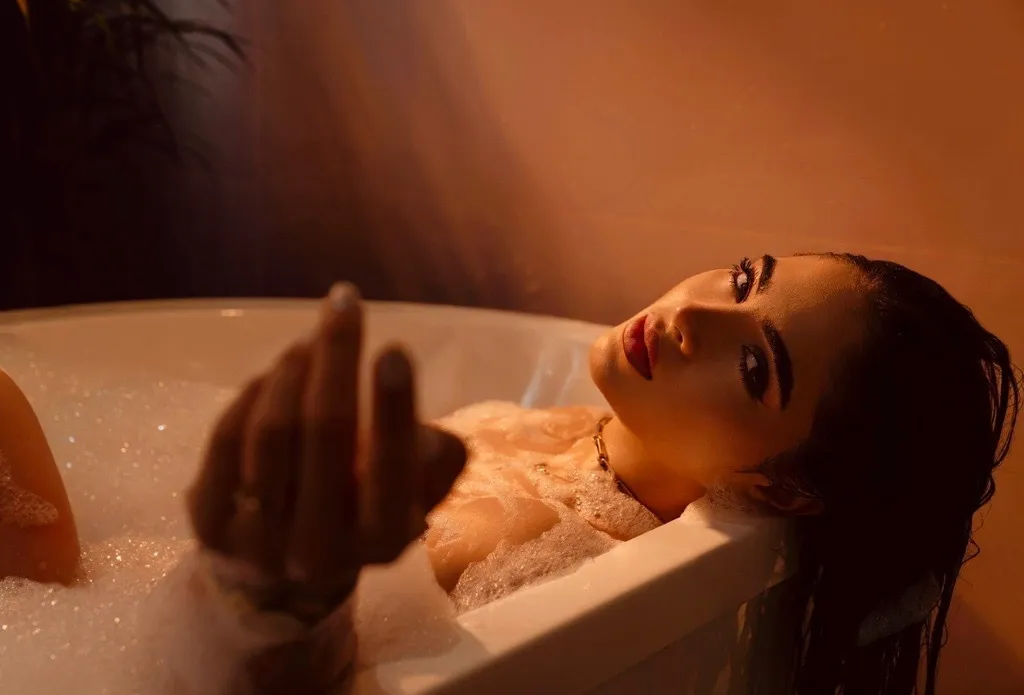 Interprete AnaKova Foto 1