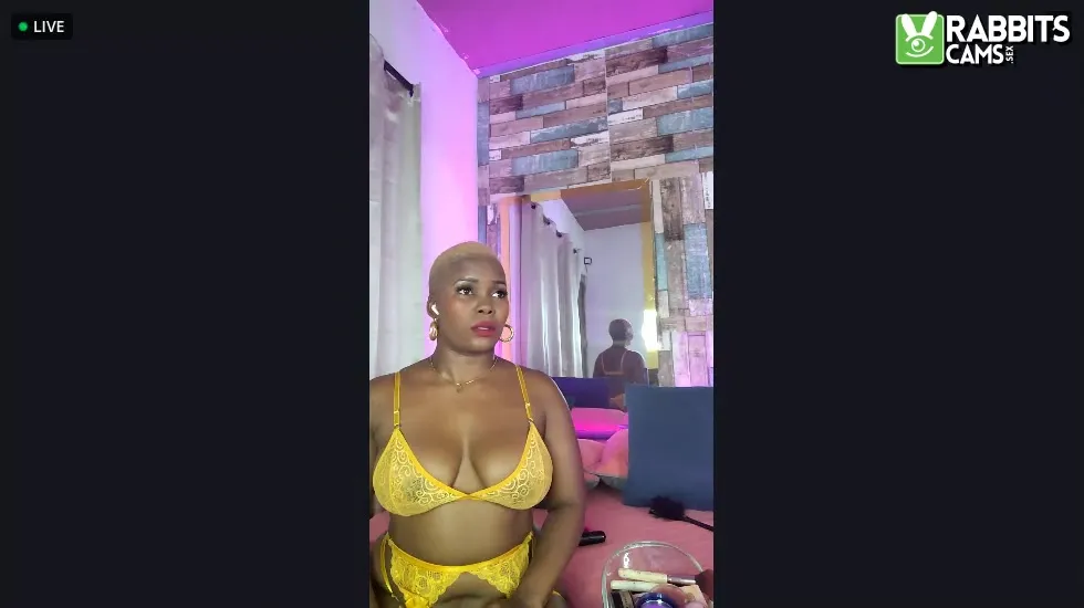 Intérprete DashaSouza Video 1