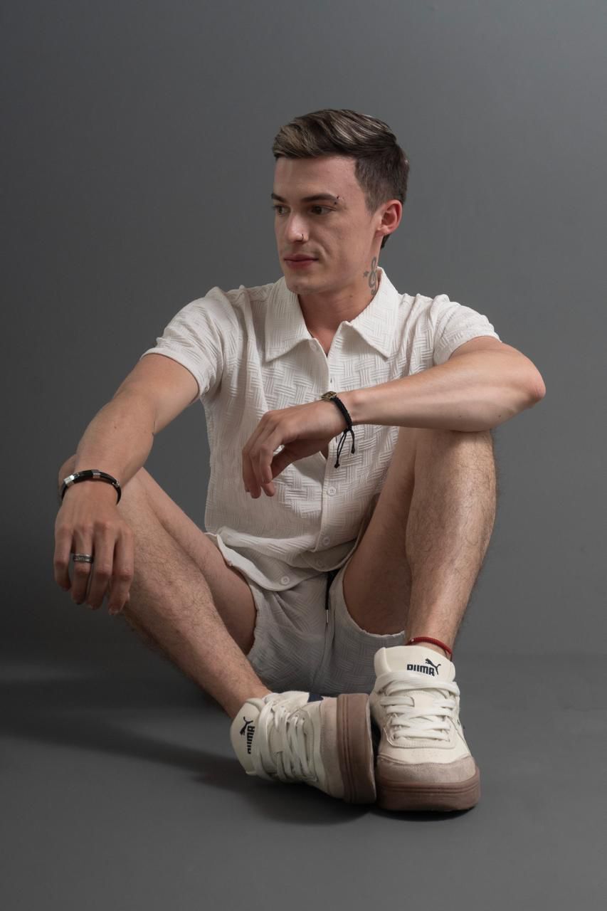 Performer KEN_FERRER Photo 5