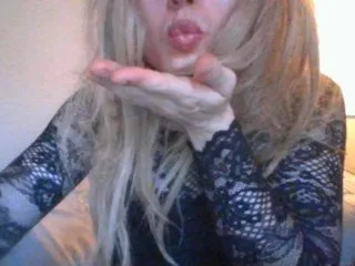 Image de profil du modèle de webcam MartinaCD