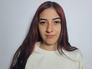 CharlotteVeiga cam model profile picture