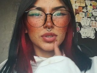 Profilbilde av Luy_lovee099 webkamera modell