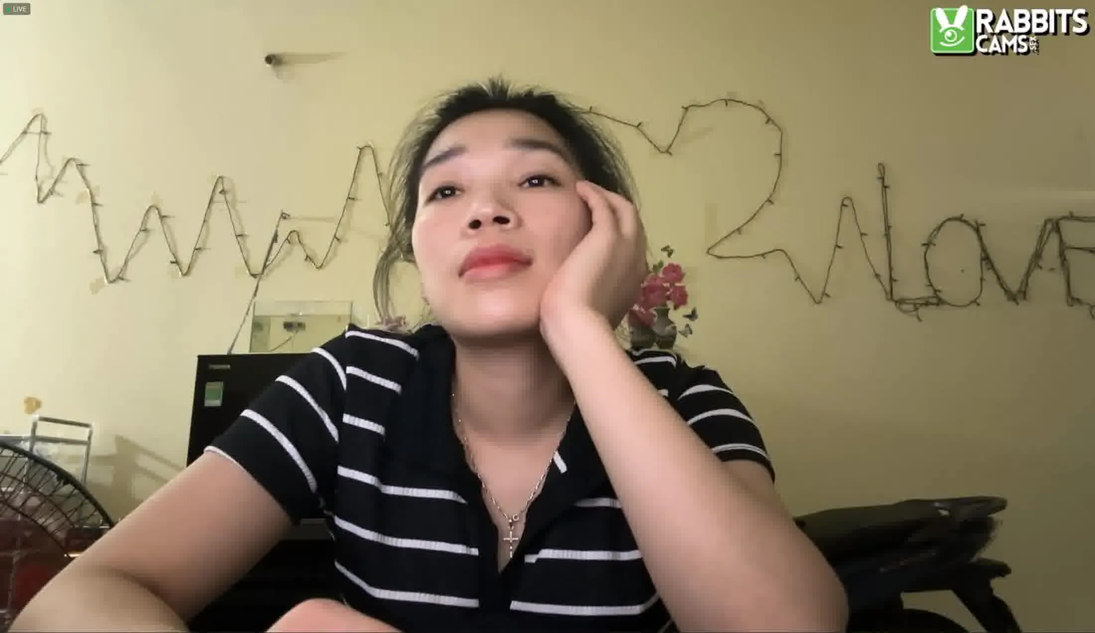 Artist Nora039 Video 1