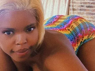 YammiDoll32 profielfoto van cam model