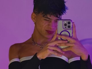 Foto de perfil de modelo de webcam de angel_david_ad 