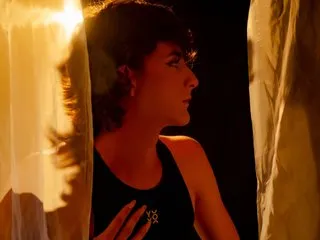 Imagen de perfil de modelo de cámara web de DiamondPiarce