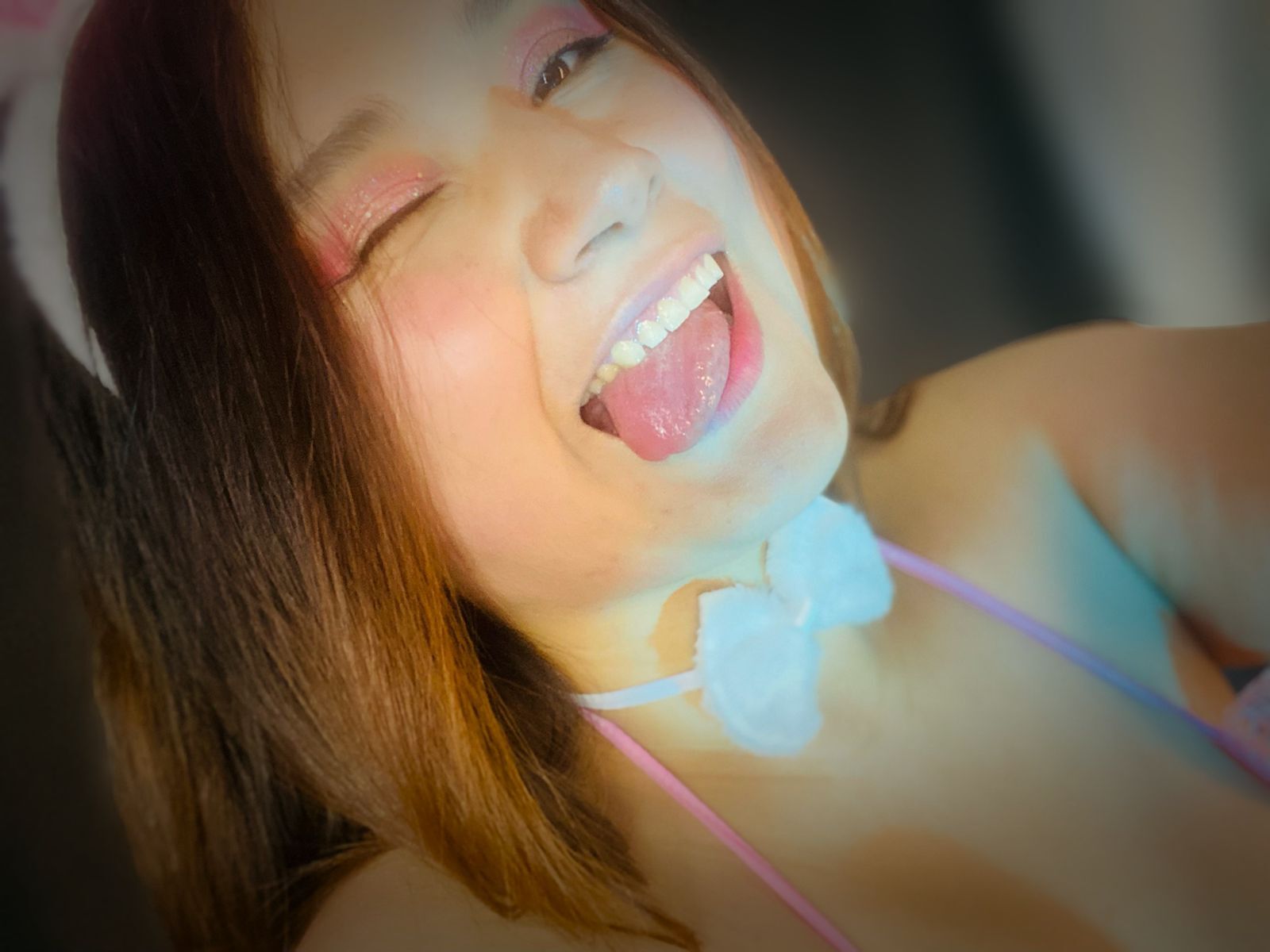 Performer MiaHarveyyy Photo 12