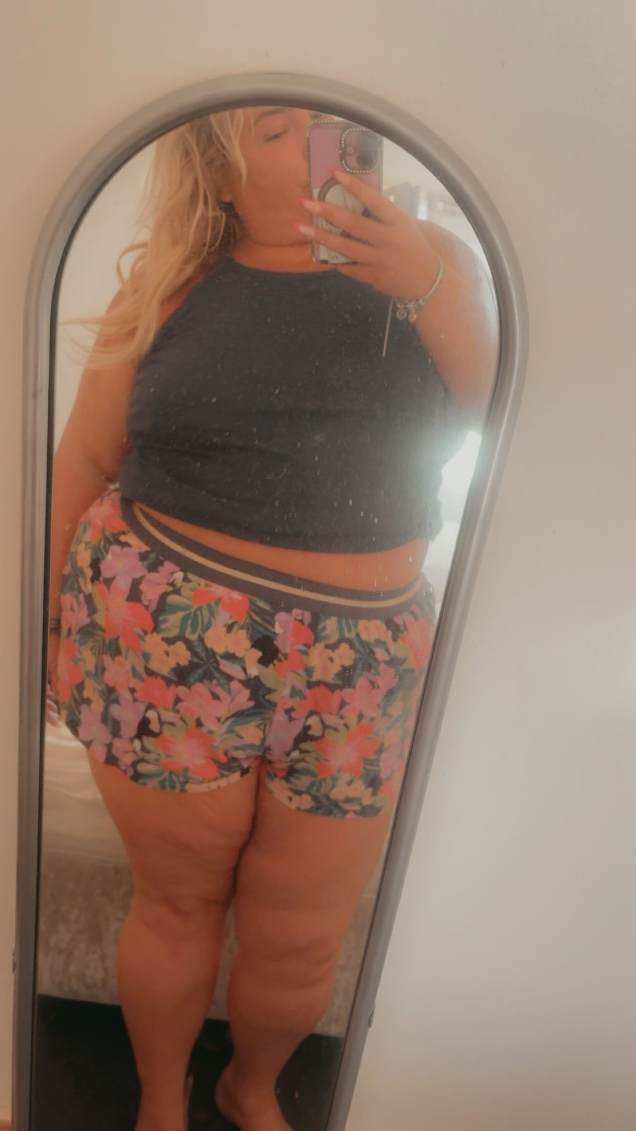 Utøver Naughty_Laurenx Bilde 4