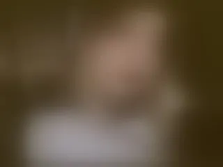 Romynagolden profielfoto van cam model