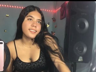 Image de profil du modèle de webcam kicksha
