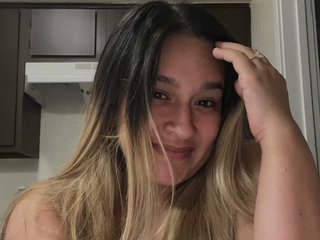 Profilbilde av honey_bunches webkamera modell