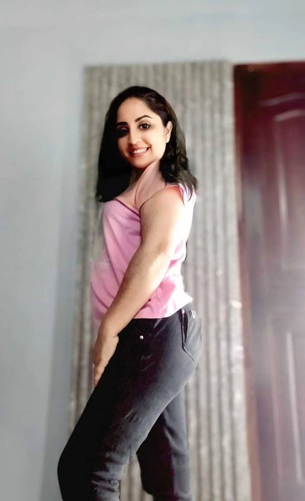 Performer Yaya40 Photo 4