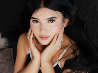 Imagen de perfil de modelo de cámara web de EmilyyWoodss