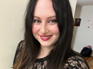 Image de profil du modèle de webcam Mandiallday83