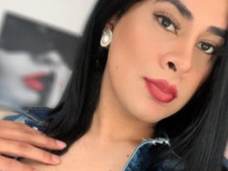 Image de profil du modèle de webcam Sara_Winson