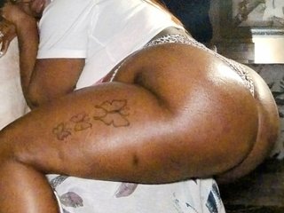 ThickerGenie immagine del profilo del modello di cam