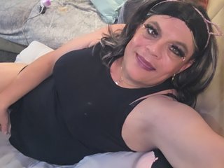 Image de profil du modèle de webcam CshaunaD