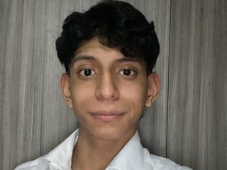 Imagen de perfil de modelo de cámara web de Zetto_bigcum