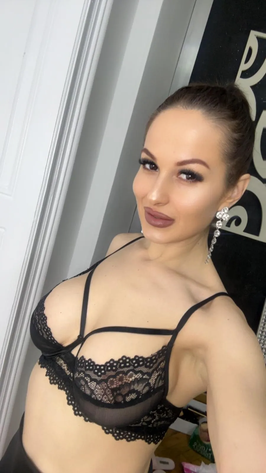 Performer JoyfullRosse Photo 2