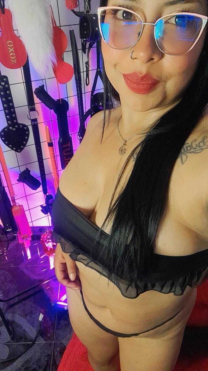 Utøver loana_bdsm Bilde 9