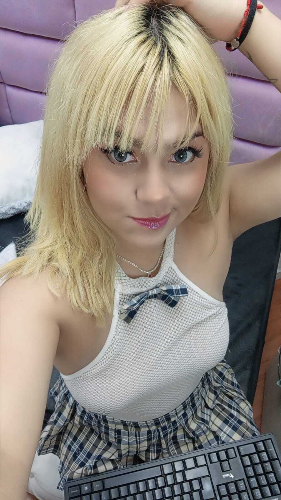 Interprète evee_s Photo 3