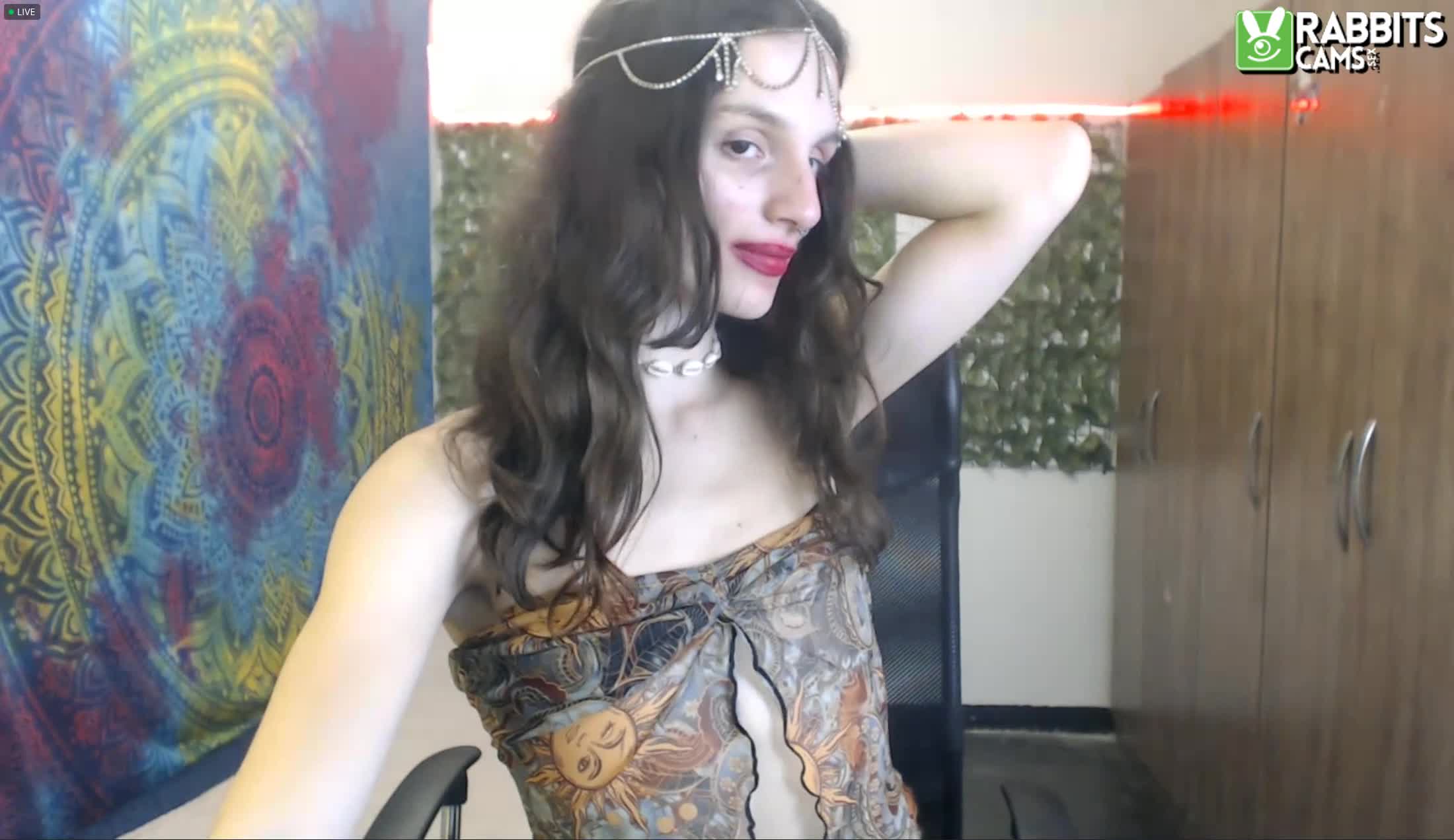 Interprète Matta_Hari Vidéo 1