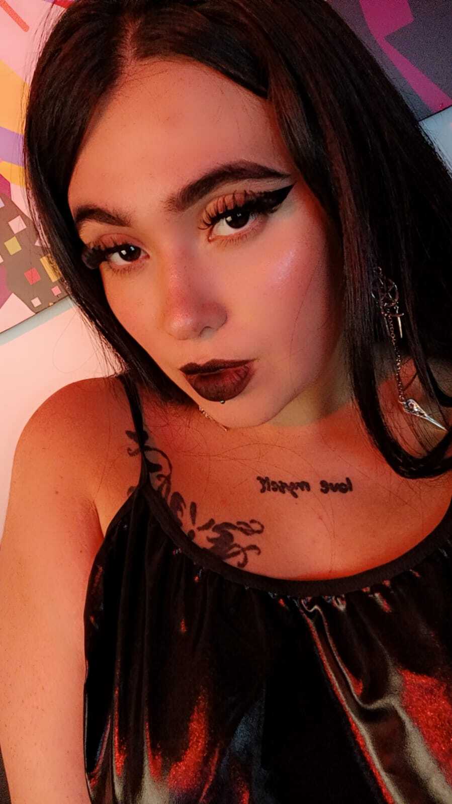 Performer LilithZenith Photo 2