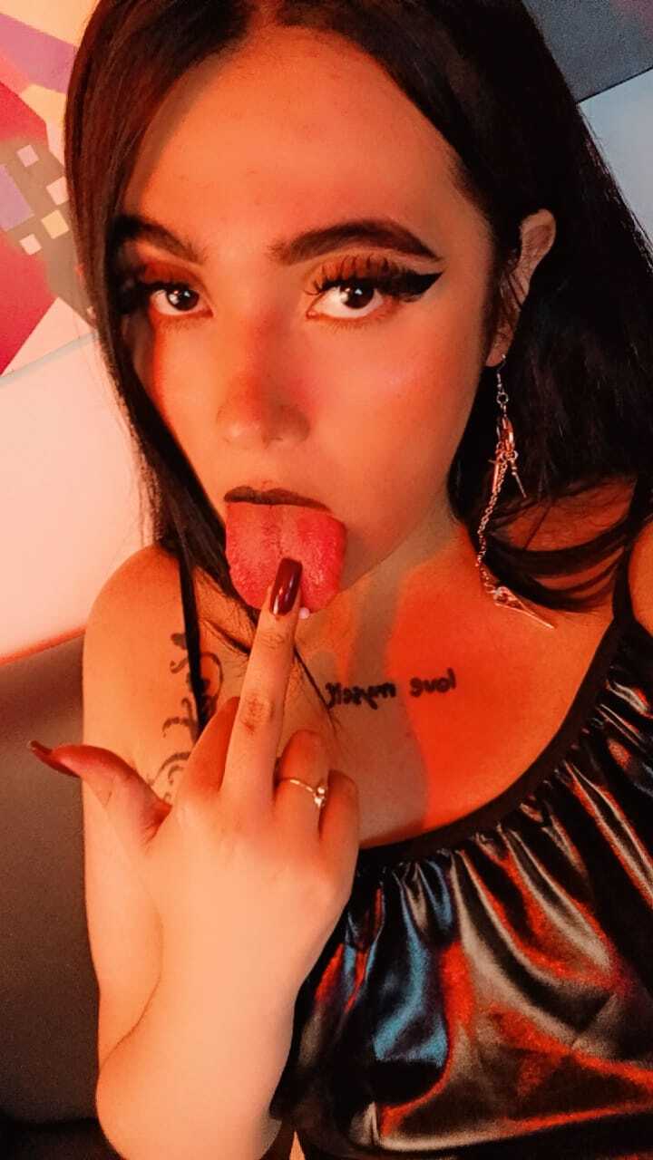 Performer LilithZenith Photo 5