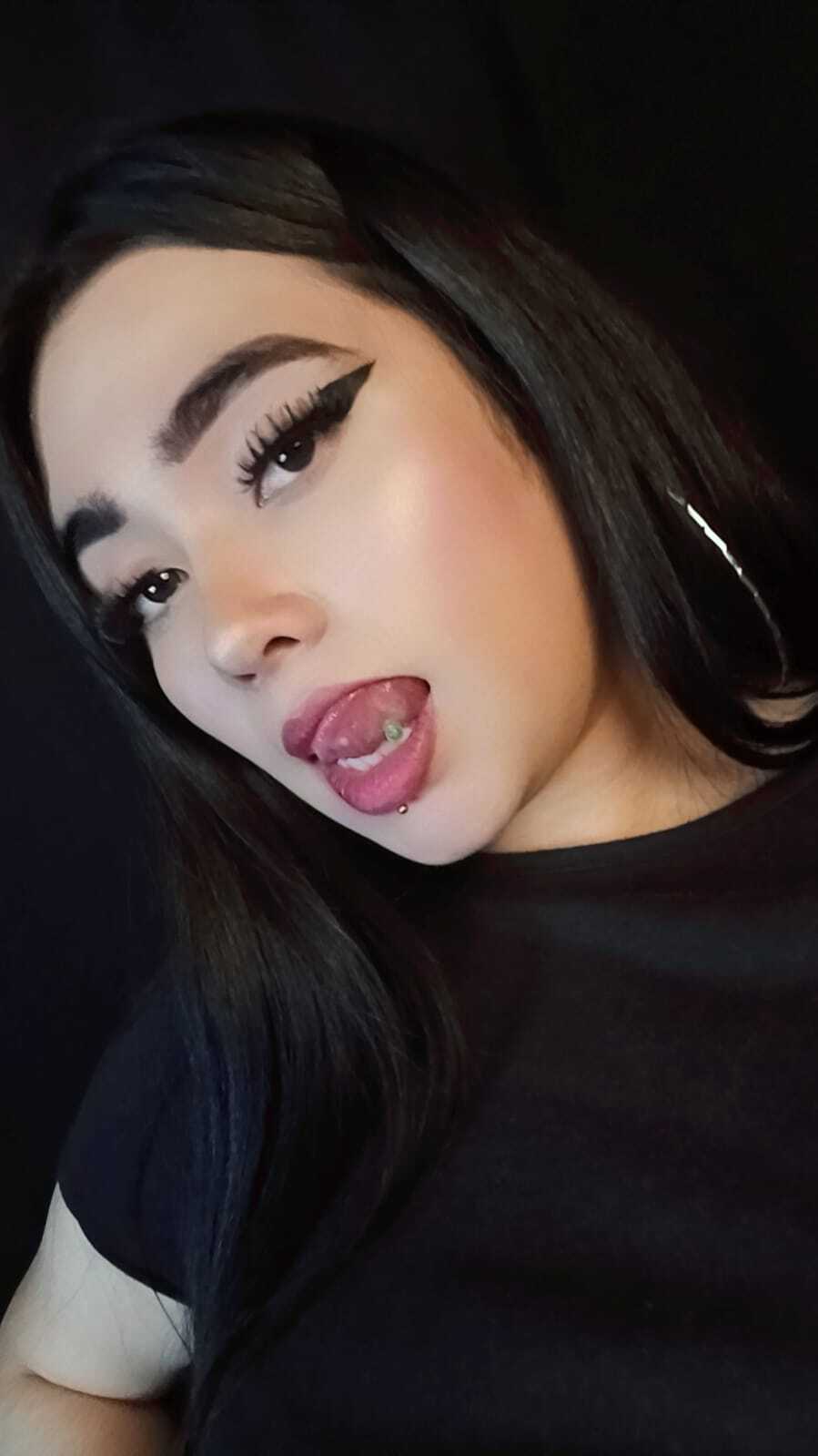 Performer LilithZenith Photo 8