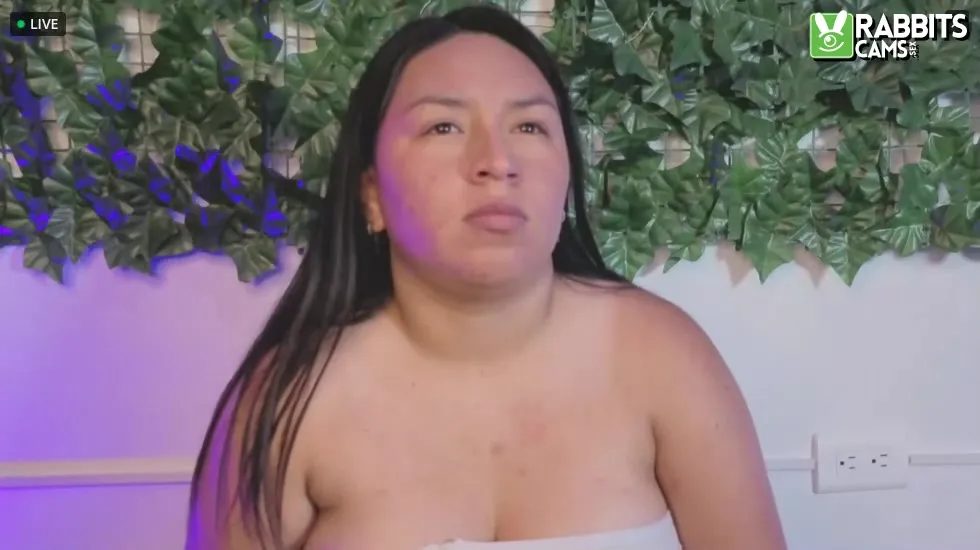 Artist BellaRoux21 Video 1