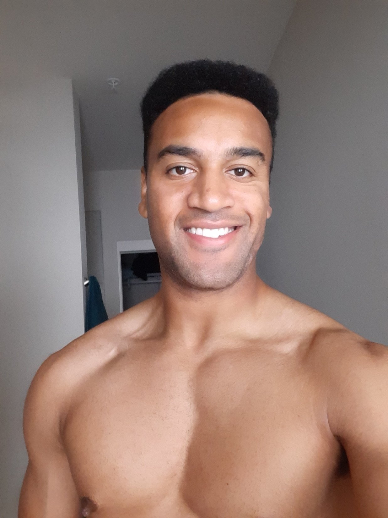 Interprète RussellSherwood Photo 2