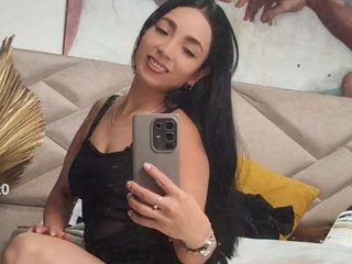 Image de profil du modèle de webcam Lucianamendoza20