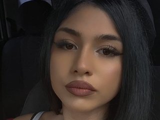 GiuliaSya profielfoto van cam model 