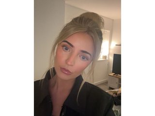 Imagen de perfil de modelo de cámara web de LaurenStar25