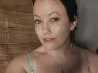 Image de profil du modèle de webcam ReaReaFaexxx