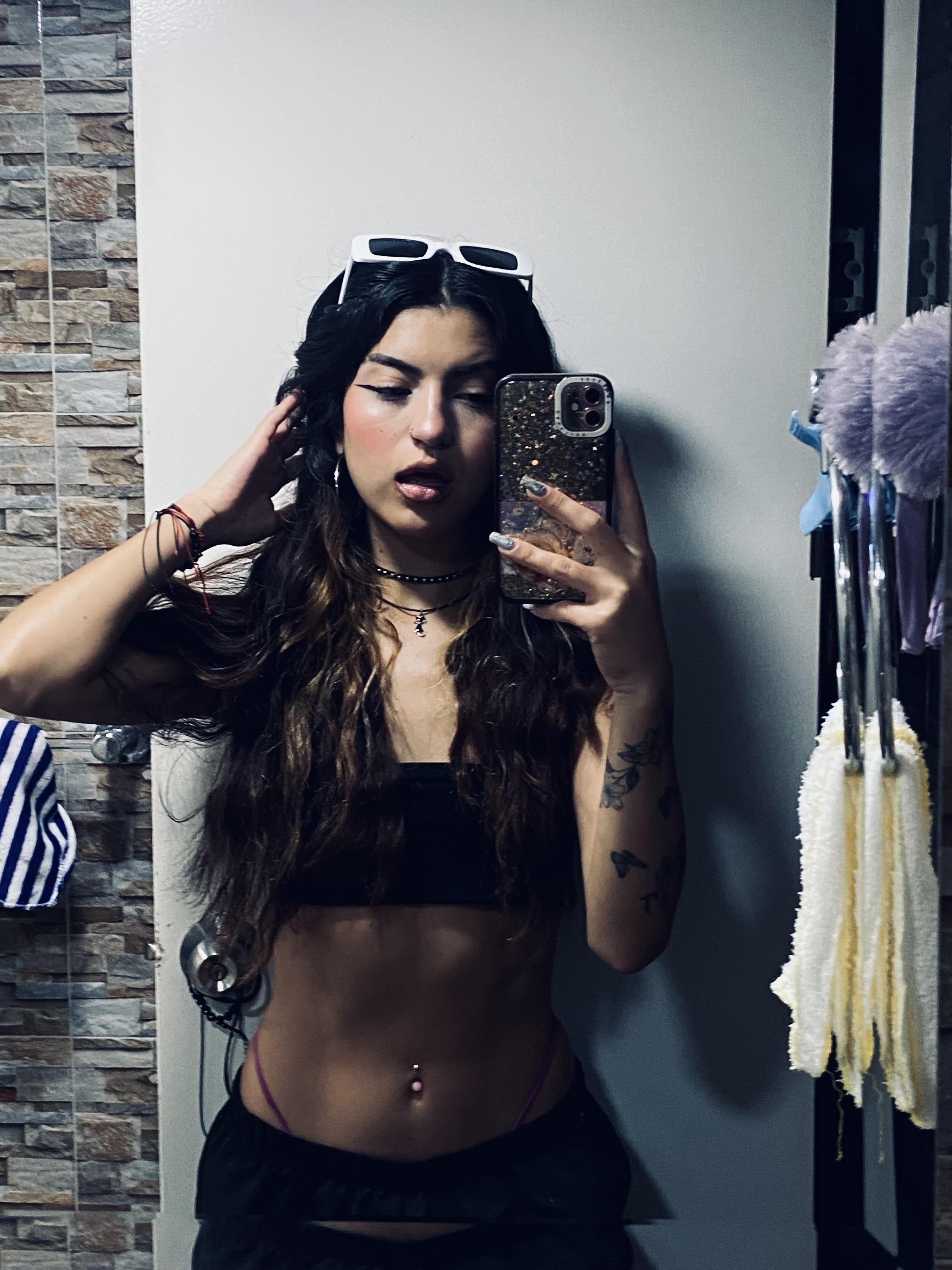 Performer AliMontoya Photo 3