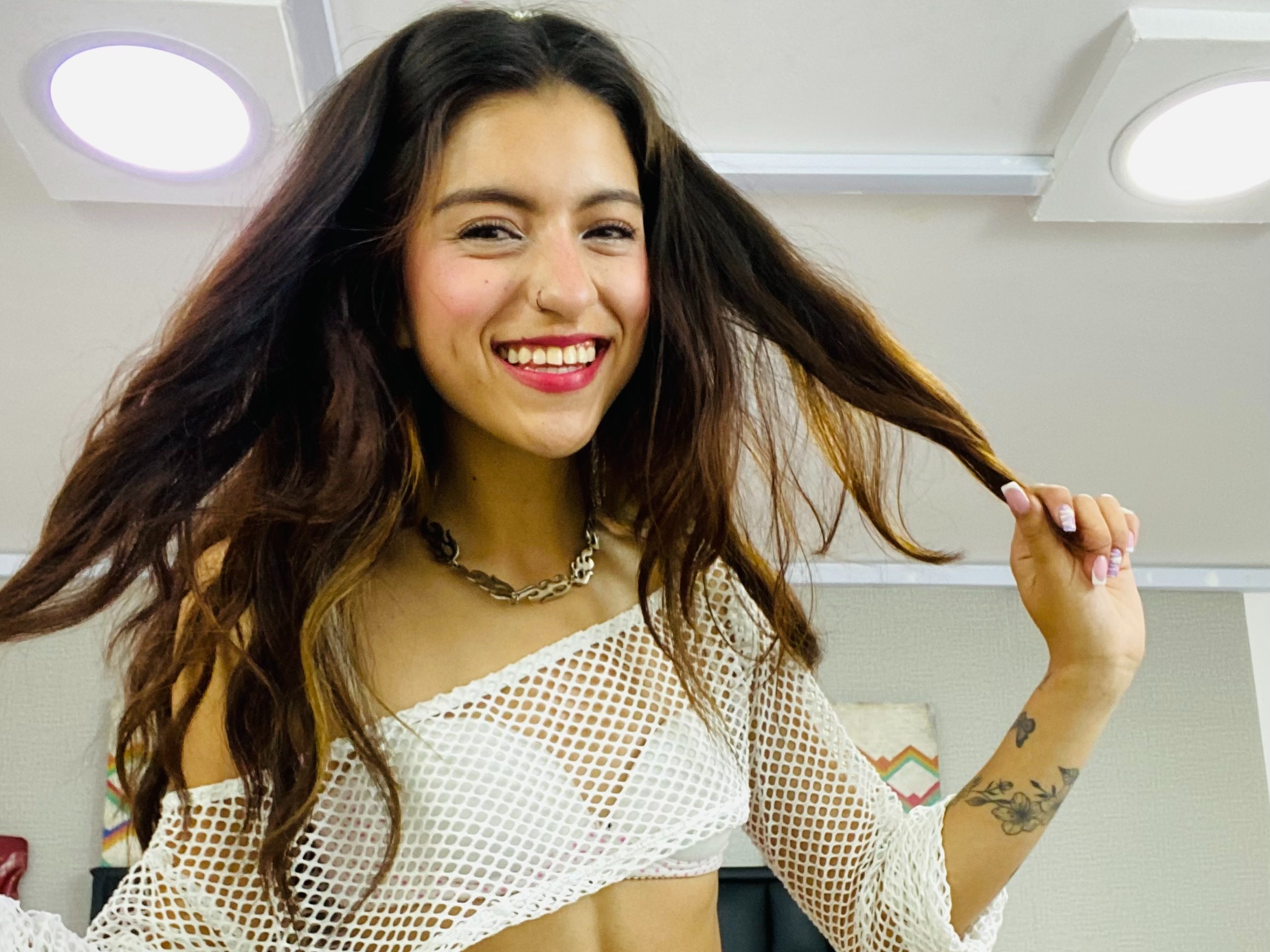 Performer AliMontoya Photo 9