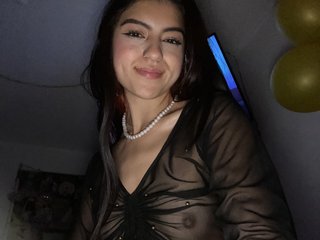 AliMontoya cam model profile picture