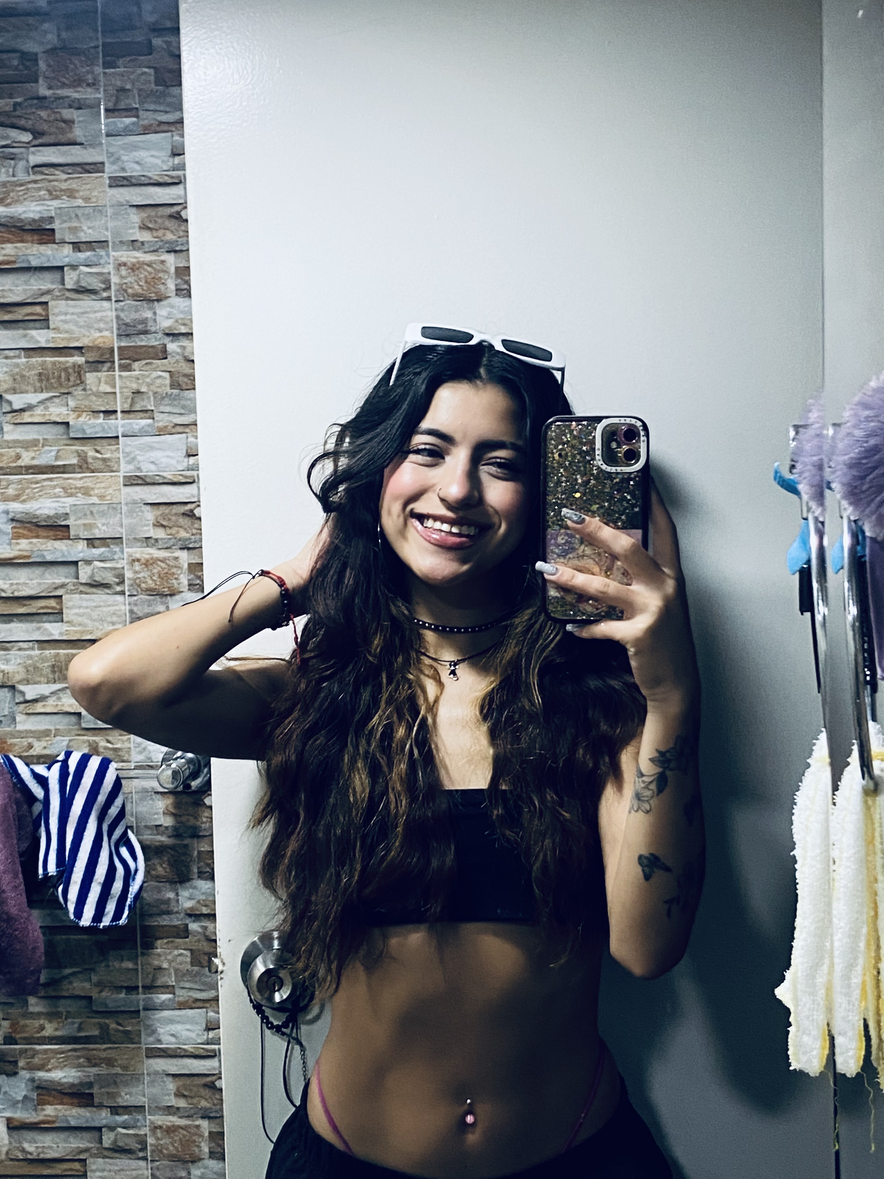 Performer AliMontoya Photo 10