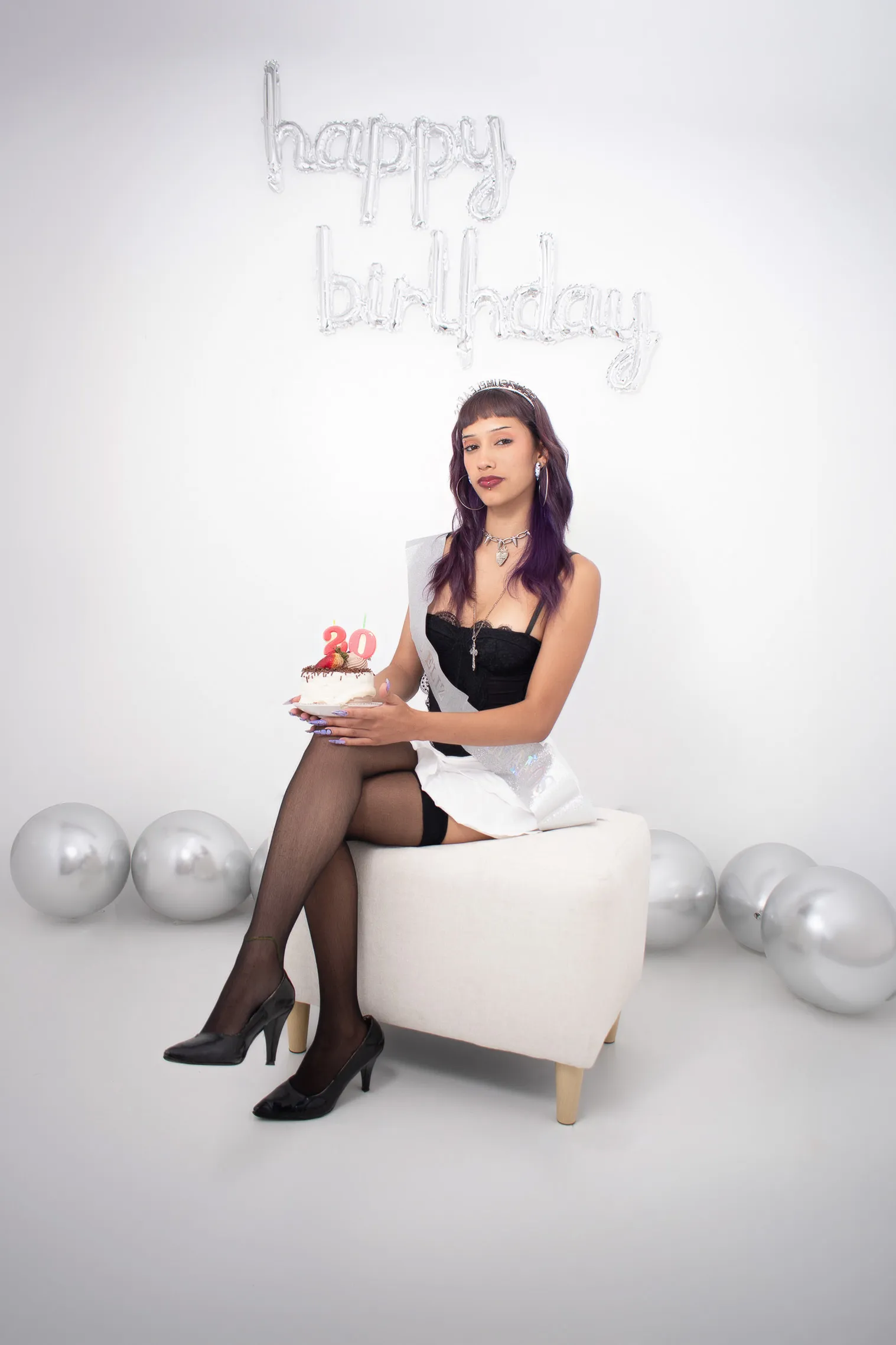 Performer LiliBrooks Photo 4