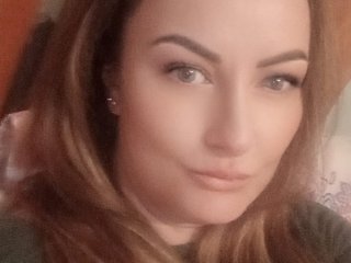 LovelyyLolaa cam model profile picture